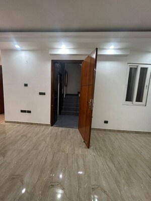 3 BHK Apartment For Rent in Maidan Garhi