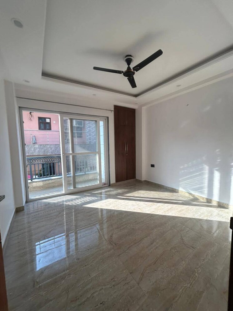 Bedroom, maidan garhi 3 Bedroom 1500 Sq.Ft. Apartment In Maidan Garhi Delhi 9675346