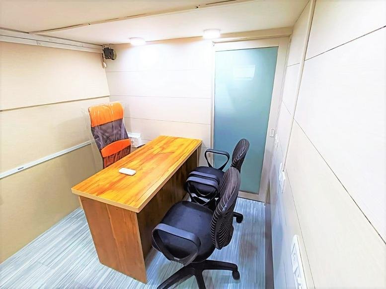 Office Space For Rent in Crystal Plaza Andheri West
