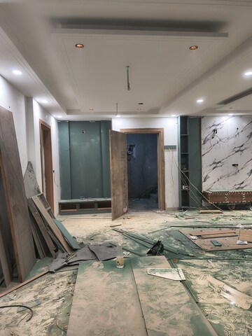 Furnished Amenities in 4 BHK Builder Floor at Parklands, Sector 85 – for Sale