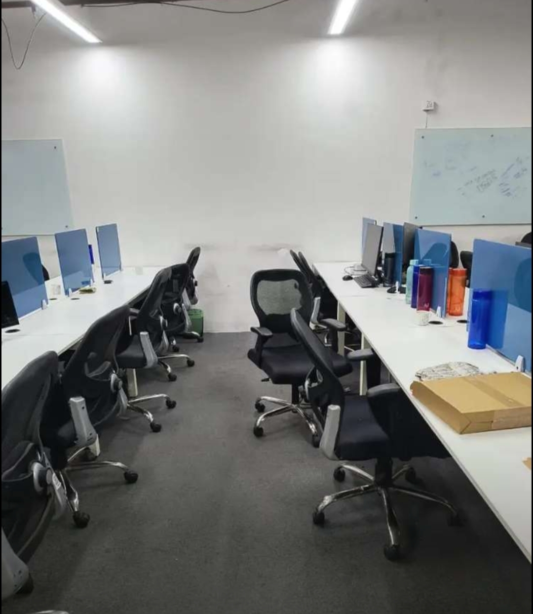 Office Space For Rent in Hazaratganj  