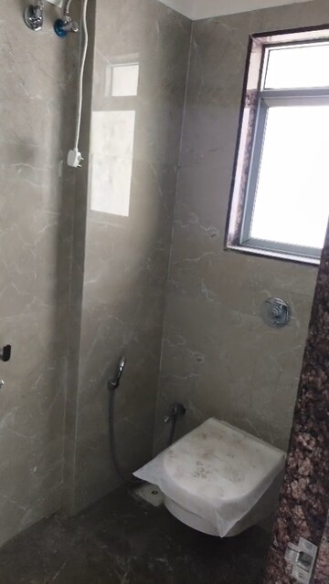 Furnished Amenities in 2 BHK Apartment at Dharmesh Sumukh Plaza, Dadar West – for Rent