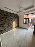 Studio  + Study Room 700 Sq.Ft. Builder Floor in Samridhi Luxury Homes