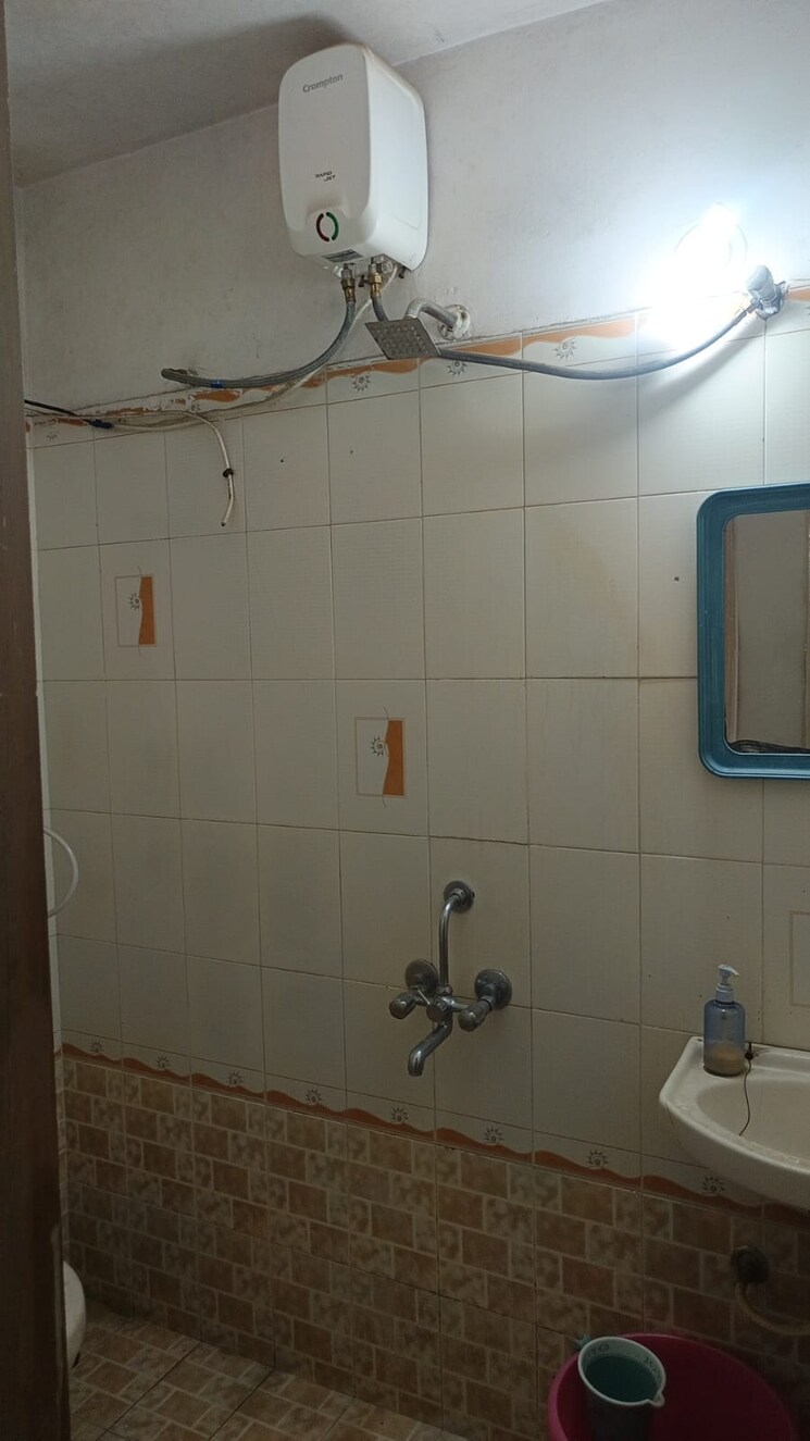 Bathroom, spring-dales 2 Bedroom 970 Sq.Ft. Apartment In Kharadi Pune 9675419