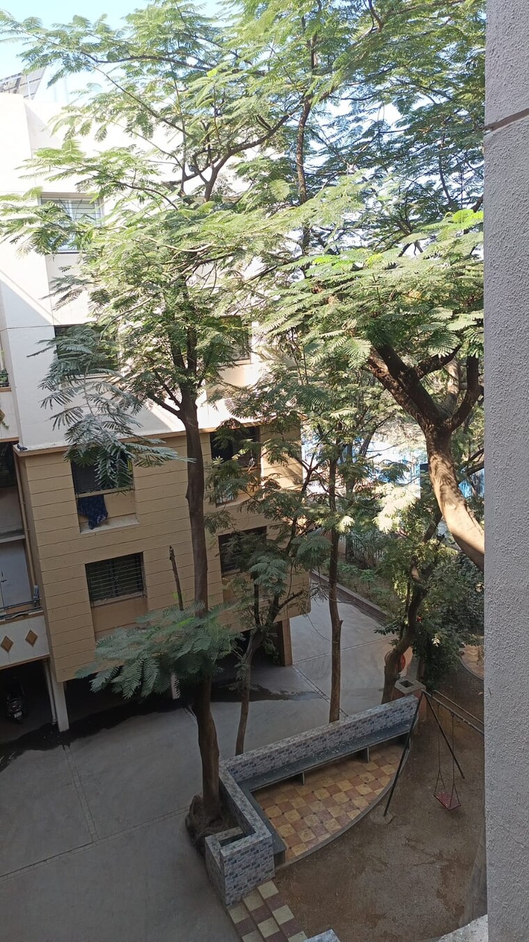 Garden, spring-dales 2 Bedroom 970 Sq.Ft. Apartment In Kharadi Pune 9675419