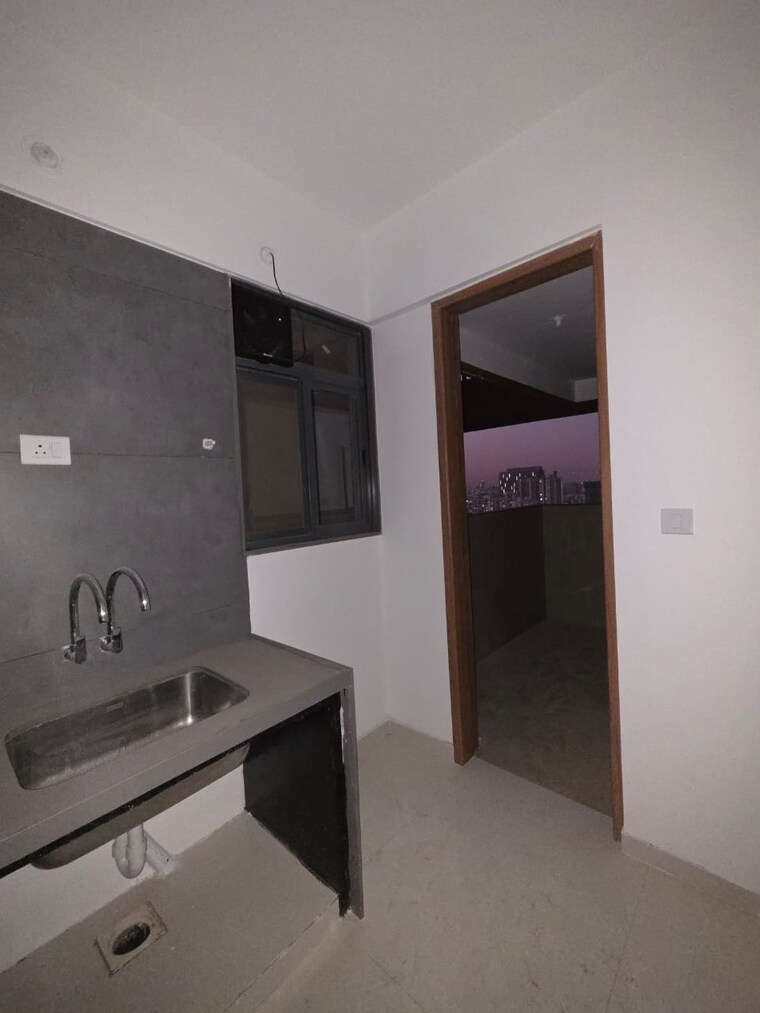 Kitchen, wakad 2.5 Bedroom 960 Sq.Ft. Apartment In Wakad Pune 9675474