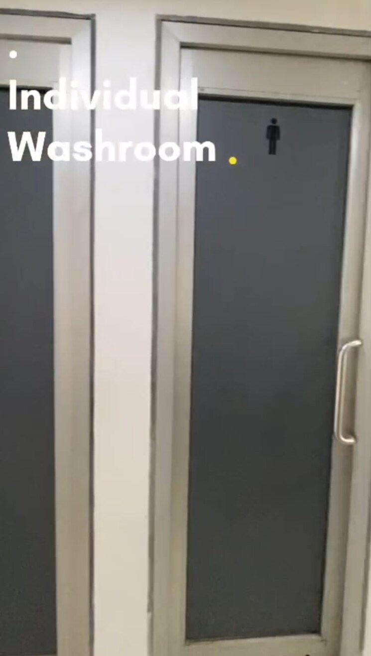 undefined, hn-safal-mondeal-square Commercial Office Space 1882 Sq.Ft. In Prahlad Nagar Ahmedabad 9675462