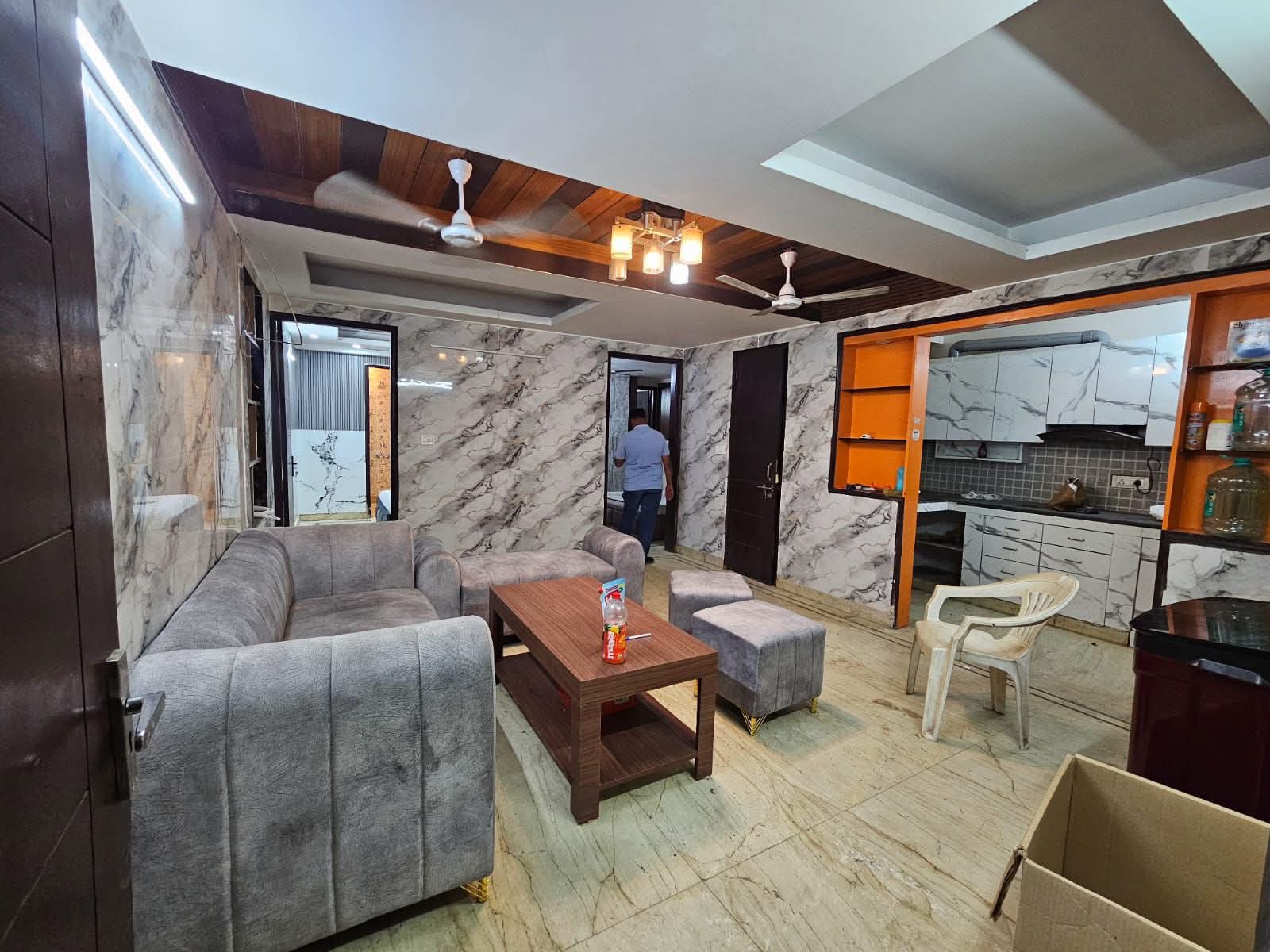 2 BHK Apartment For Rent in Saket