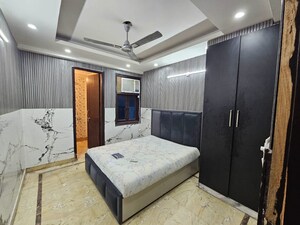 Bedroom in 2 BHK Apartment at Saket – for Rent