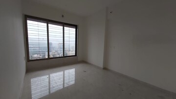 Room in 3 BHK Apartment at Goodbuild Shepherd Royal, Goregaon West – for Rent