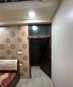 Furnished Amenities in 2 BHK Apartment at Gomti Nagar – for Rent