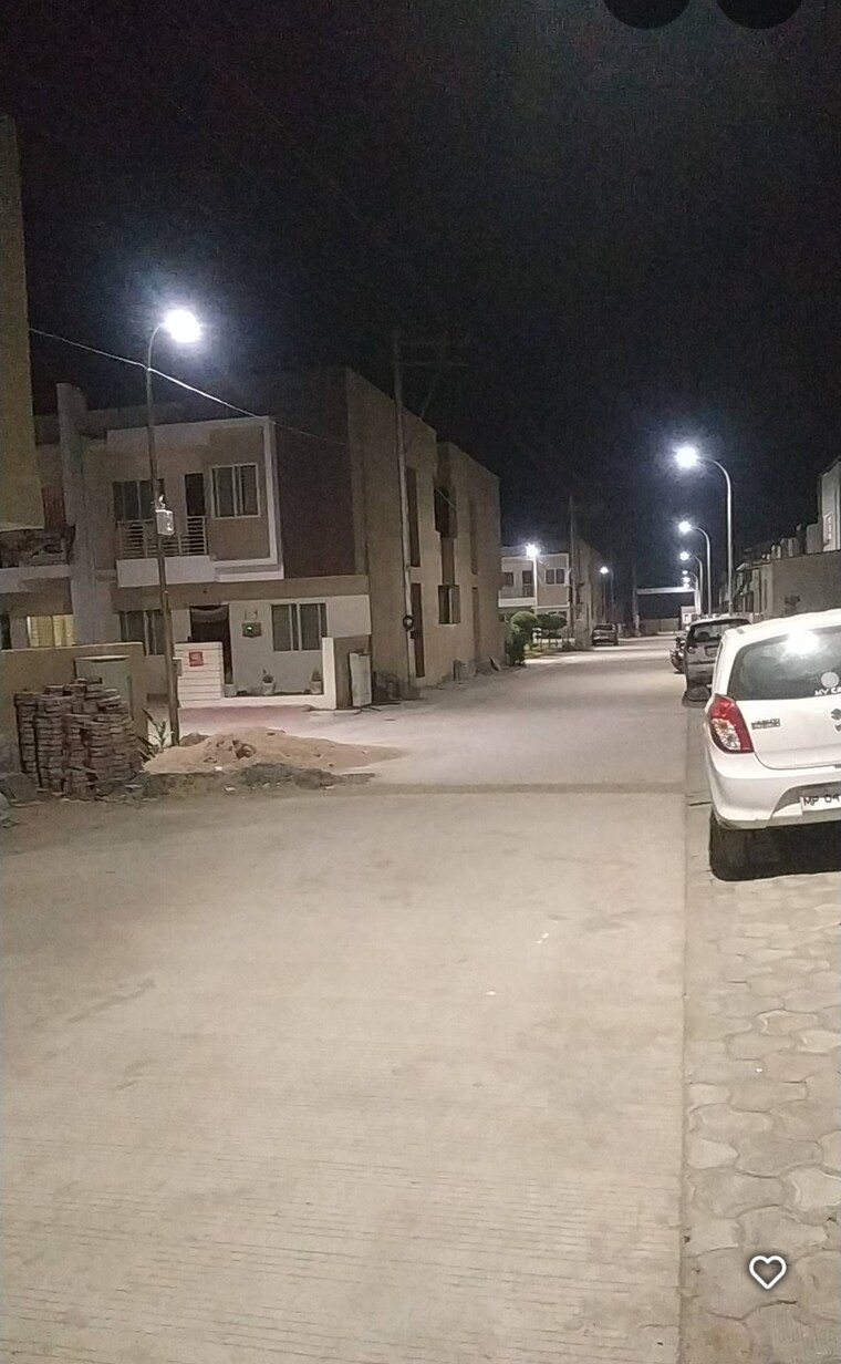  Parking, bagli village 3 Bedroom 800 Sq.Ft. Independent House In Bagli Village Bhopal 9675600