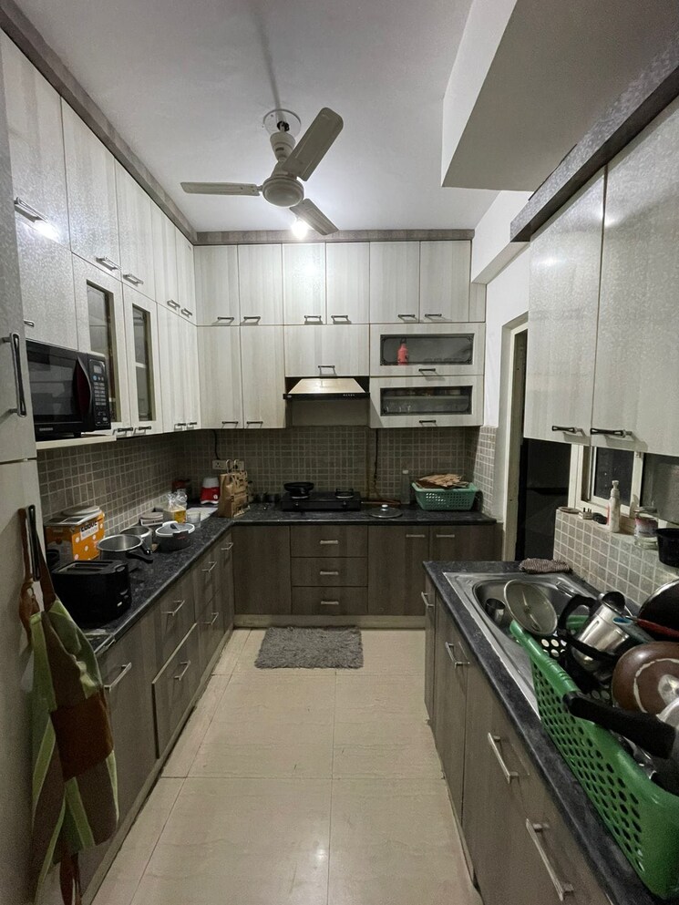 Kitchen, nimbus-the-hyde-park 3 Bedroom 1550 Sq.Ft. Apartment In Sector 78 Noida 9675598
