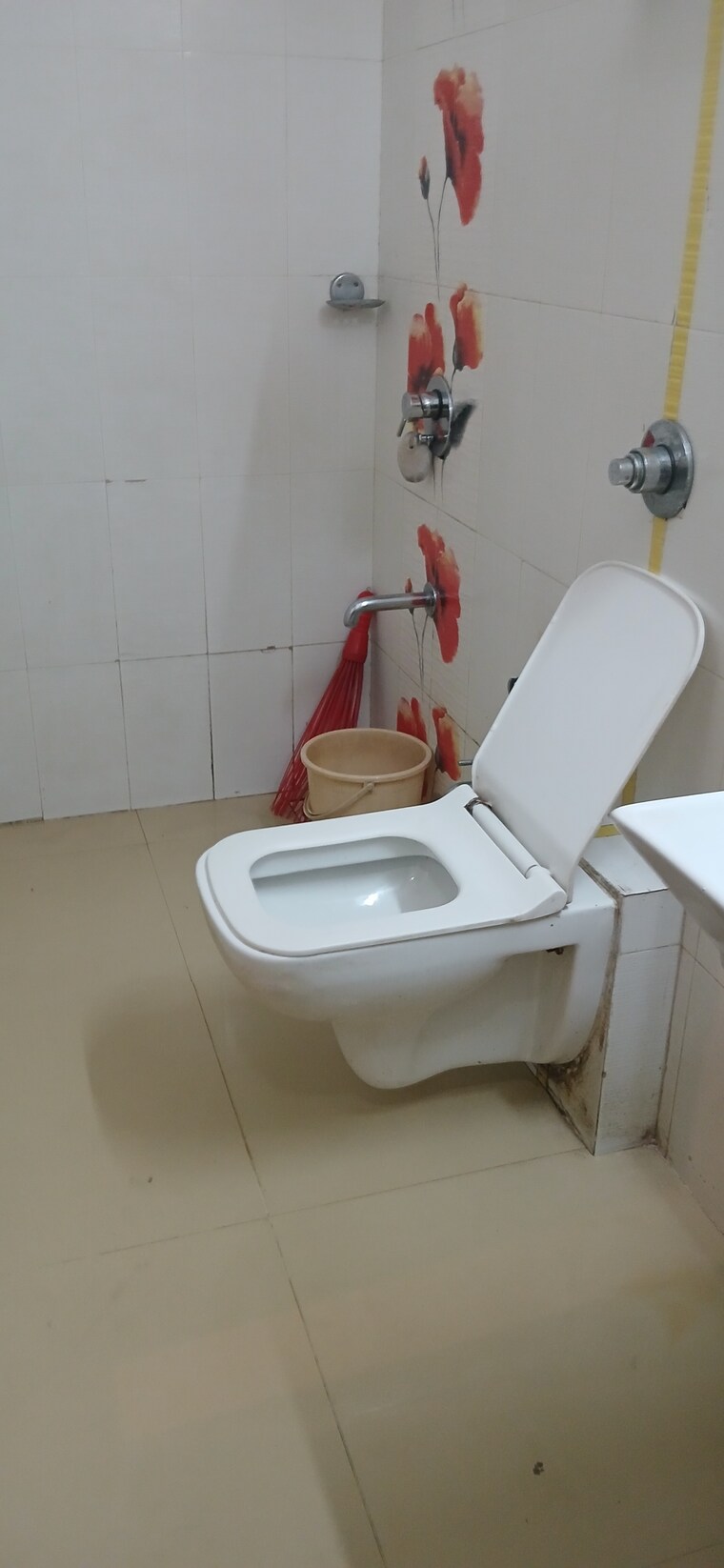 Bathroom, dosti-lotus 2 Bedroom 900 Sq.Ft. Apartment In Wadala Mumbai 9675603