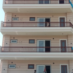 3.5 BHK Builder Floor – Exterior View View at BPTP Amstoria, Sector 102 - for Sale