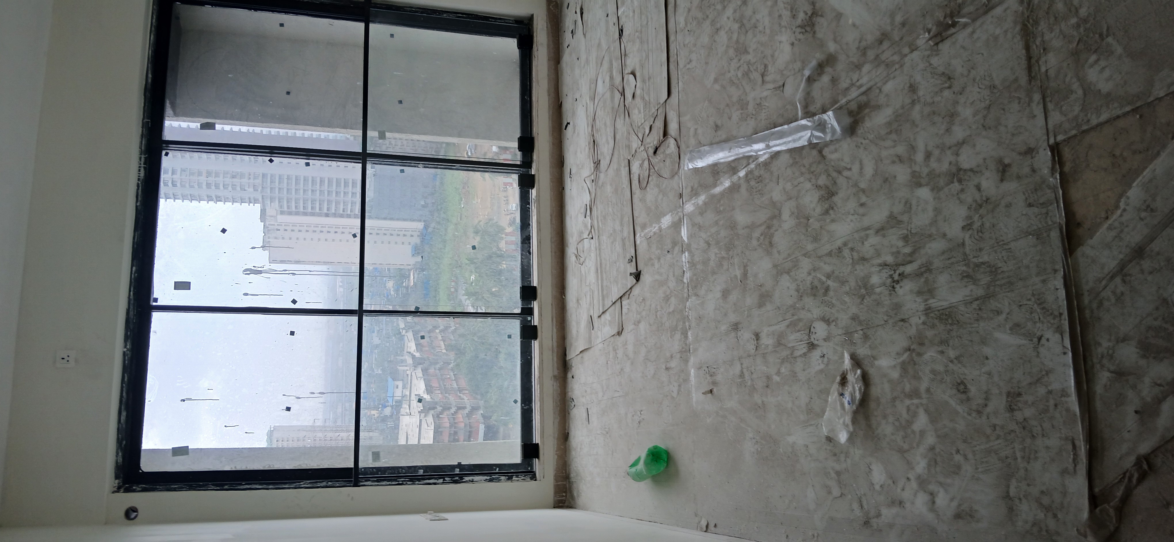 3 BHK + Extra Room Apartment For Sale in Dosti Eastern Bay