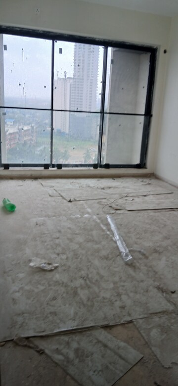 Furnished Amenities in 3 BHK Apartment at Dosti Eastern Bay, Wadala – for Sale