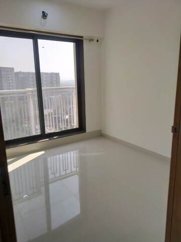 Room in 2 BHK Apartment at Sayba Orchid, Kurla East – for Rent