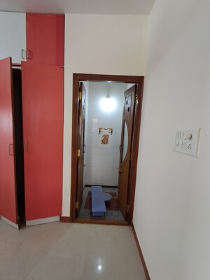 Furnished Amenities in 2 BHK Builder Floor at Hsr Layout – for Rent