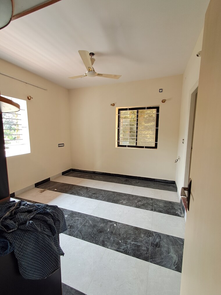 Room, hsr layout 2 Bedroom 1100 Sq.Ft. Builder Floor In Hsr Layout Bangalore 9675675