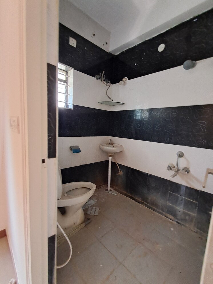 Attached Bathroom, hsr layout 2 Bedroom 1100 Sq.Ft. Builder Floor In Hsr Layout Bangalore 9675675
