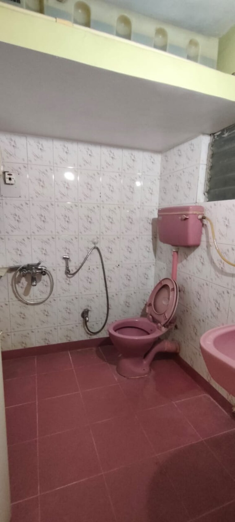 Bathroom, rutu-park-majiwada 2 Bedroom 700 Sq.Ft. Apartment In Thane West Thane 9675694