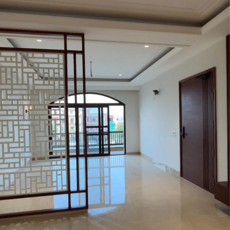 Room, sector 80 3 Bedroom 300 Sq.Yd. Builder Floor In Sector 80 Mohali 9675758