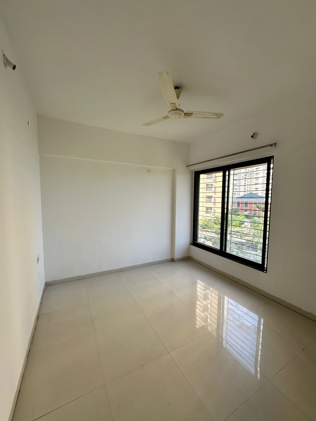 2 BHK Apartment For Rent in Pride World City Long Island