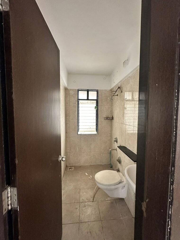 Bathroom, pride-world-city-long-island 2 Bedroom 527 Sq.Ft. Apartment In Charholi Budruk Pune 9675749