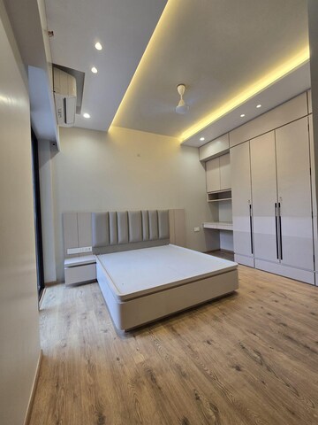 Bedroom in 2 BHK Apartment at Indiabulls Blu, Worli – for Rent