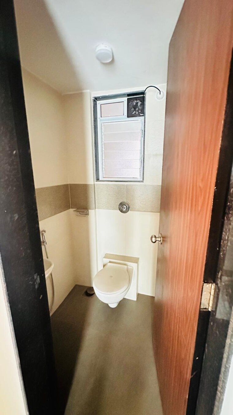 Bathroom, rosa-elite 1 Bedroom 420 Sq.Ft. Apartment In Bhayandarpada Thane 9675767