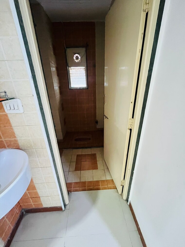 undefined, bodakdev 3 Bedroom 1800 Sq.Ft. Apartment In Bodakdev Ahmedabad 9675779