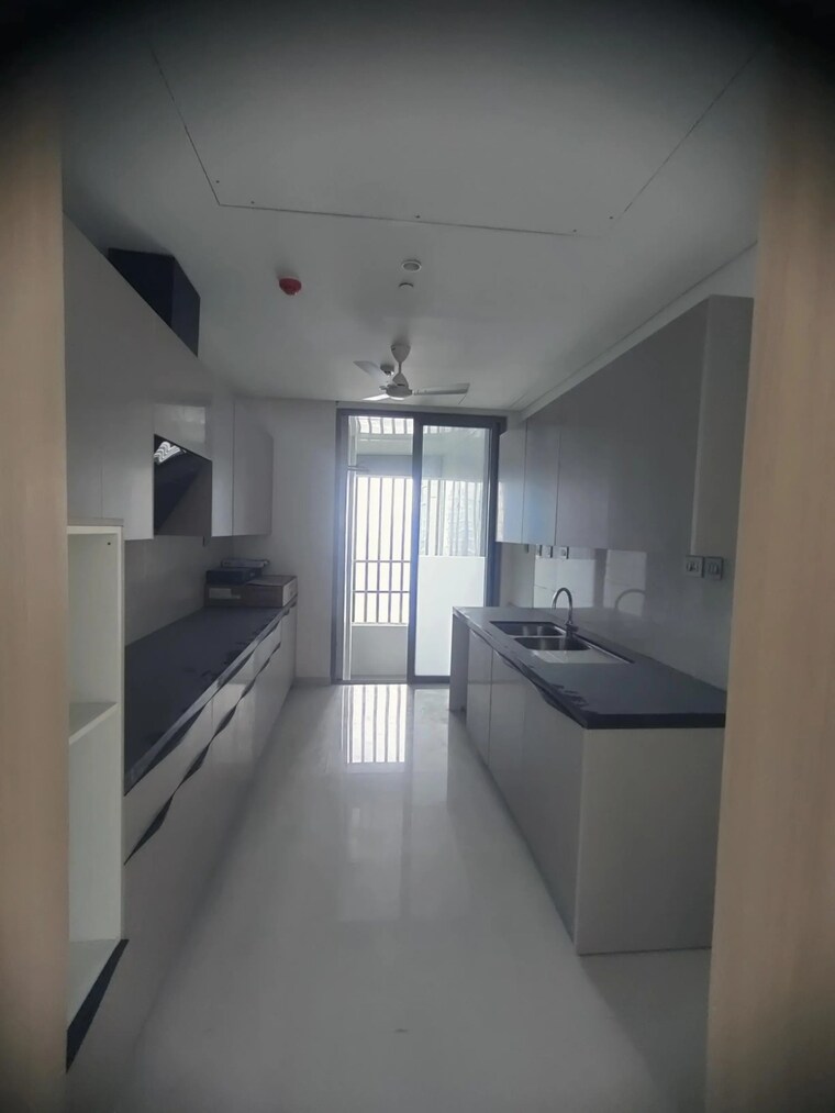 Kitchen, rustomjee-crown 5 Bedroom 3072 Sq.Ft. Apartment In Prabhadevi Mumbai 9675765