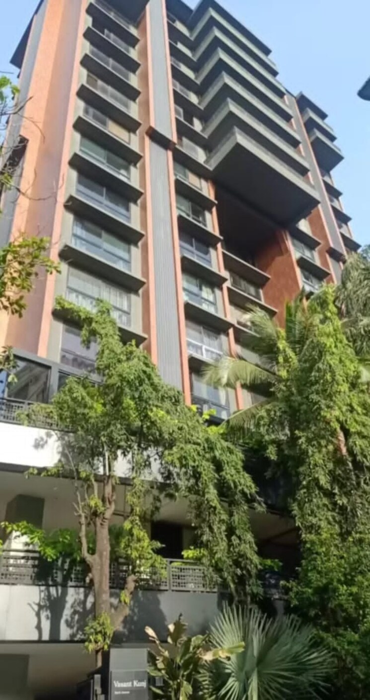 Exterior View, vasant-kunj 3 Bedroom 1240 Sq.Ft. Apartment In Santacruz West Mumbai 9675774