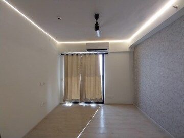 2 BHK Apartment For Rent in M3M Skywalk, Sector 74