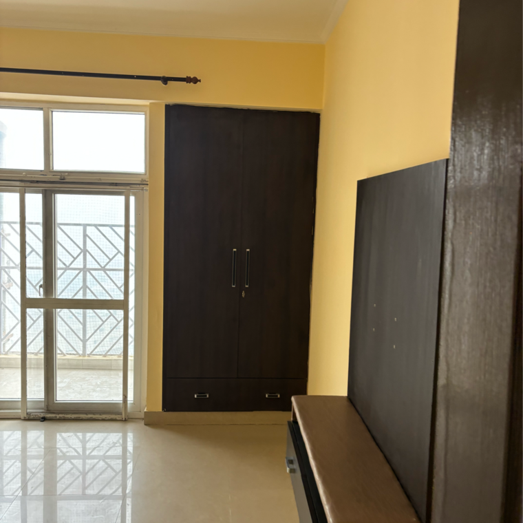 Room, nirala-eden-park 3 Bedroom 1360 Sq.Ft. Apartment In Sector 51 Noida 9675918