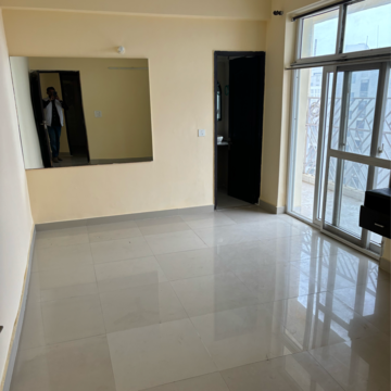 Room in 3 BHK Apartment at Nirala Eden Park, Sector 51 – for Sale
