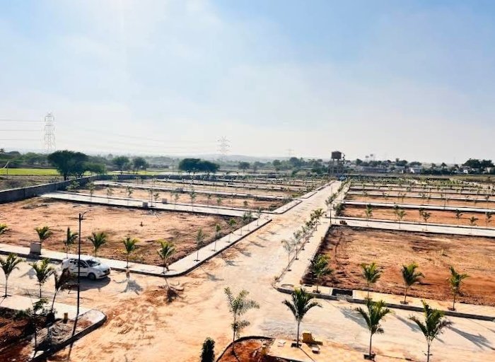 Plot For Sale in Sri Siddi Star City