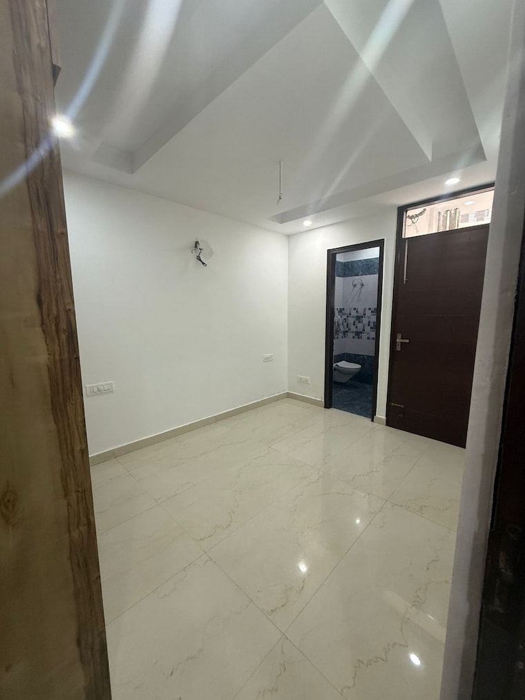Room, sector 9 panchkula 4 Bedroom 150 Sq.Yd. Independent House In Sector 9 Panchkula Panchkula 9675921