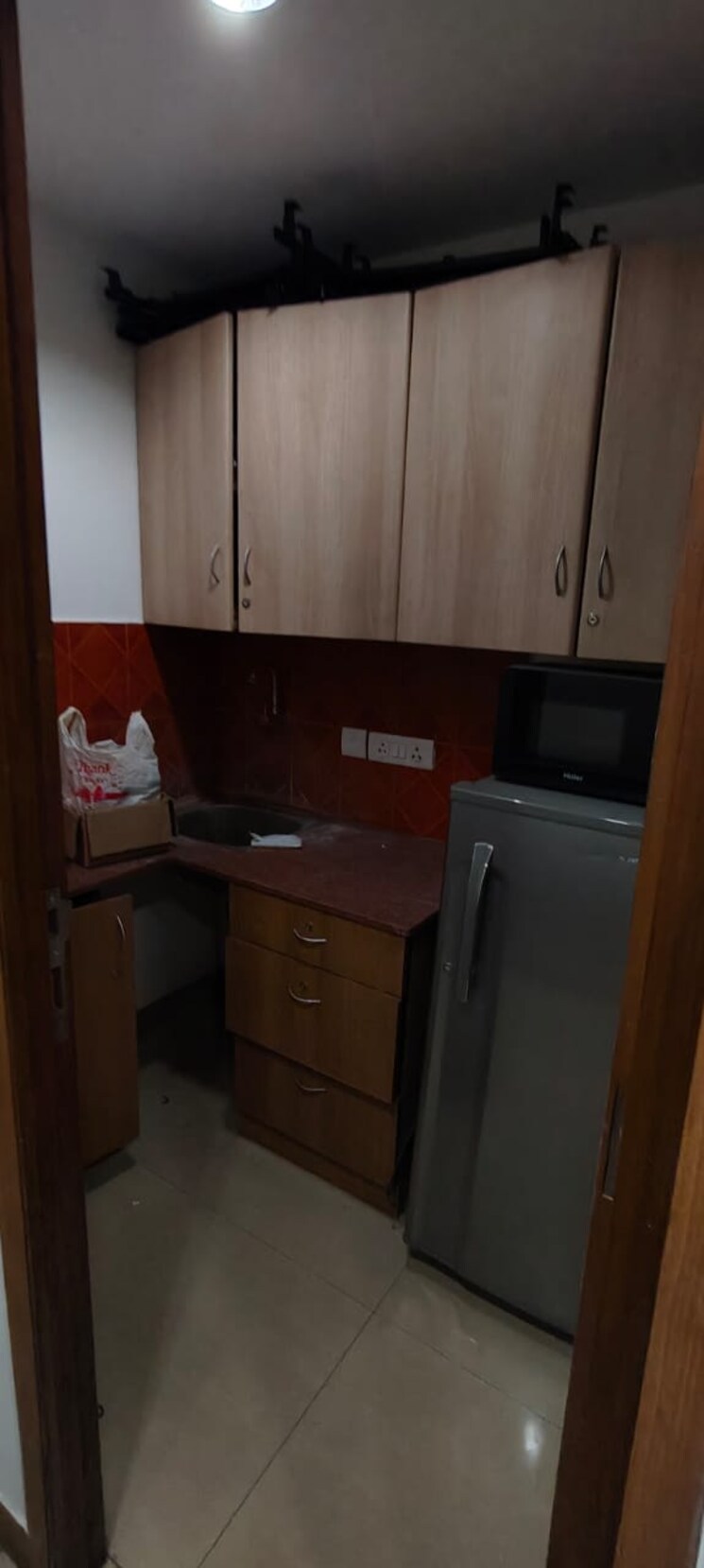 Kitchen, jasola vihar Commercial Office Space 1048 Sq.Ft. In Jasola Vihar Delhi 9676041