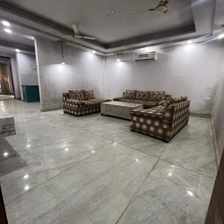 Living Room, vasant kunj 3 Bedroom 150 Sq.Yd. Builder Floor In Vasant Kunj Delhi 9676163