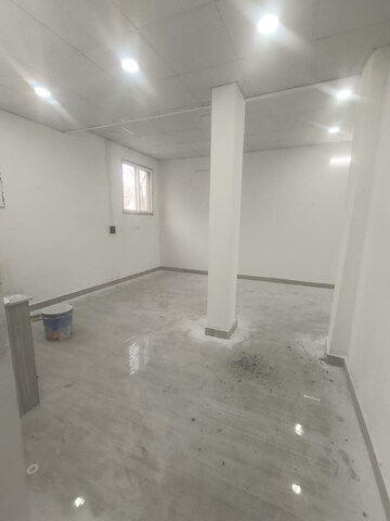 Room in 2 BHK Apartment at Sector 70 – for Rent