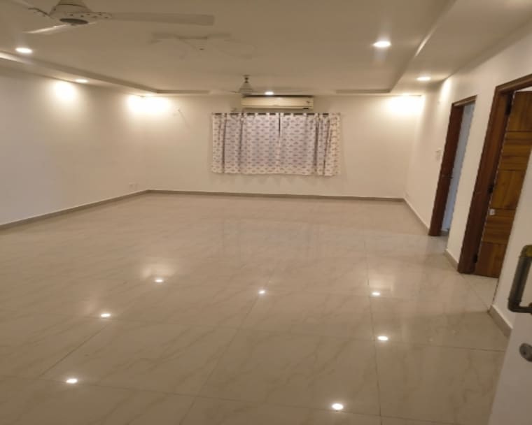 Room, viddhi-tower 2.5 Bedroom 1047 Sq.Ft. Apartment In Mahagunpuram Ghaziabad 9676145