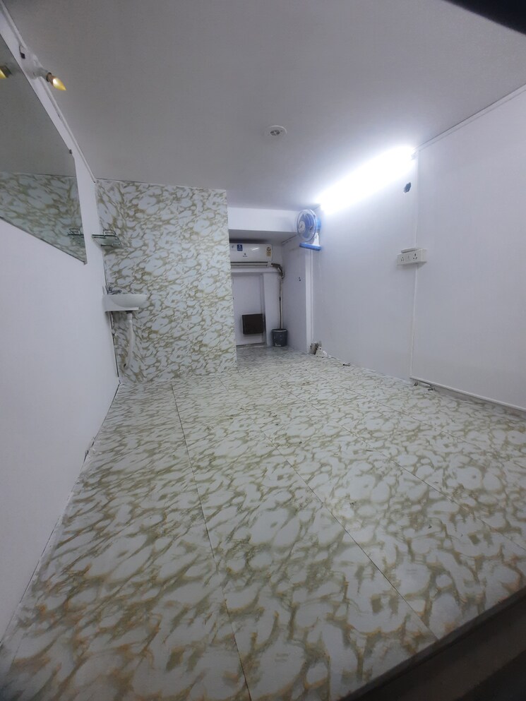 Bathroom, squarefeet-grand-square Commercial Shop 145 Sq.Ft. In Anand Nagar Thane 9676242