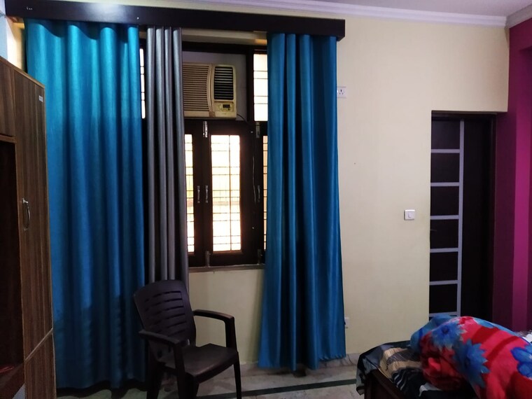 Living Room, sector 70 2 Bedroom 1000 Sq.Ft. Apartment In Sector 70 Noida 9676187