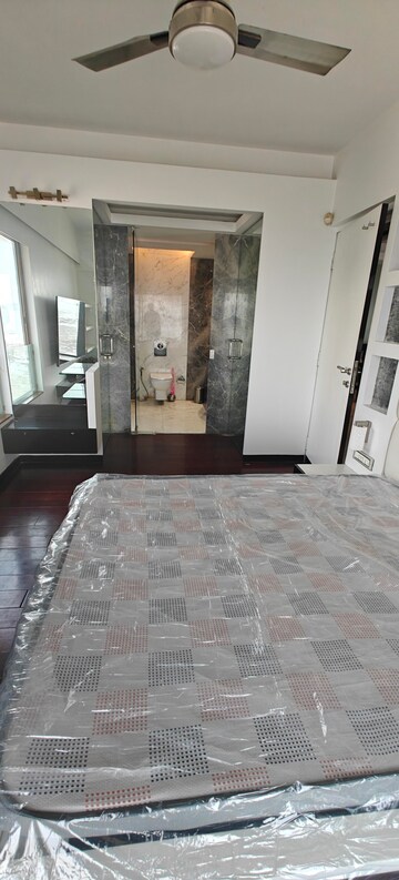 Bedroom in 2 BHK Apartment at Prabhadevi CHS, Prabhadevi – for Rent