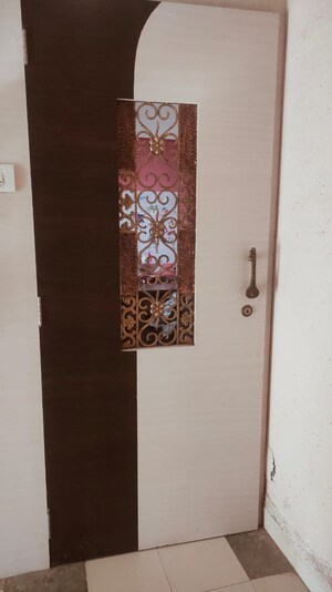 Furnished Amenities in 2 BHK Apartment at Atlantis Apartment, Ghodbunder Road – for Sale