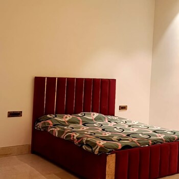 2 BHK Builder Floor for Sale in Govindpuri, Delhi
