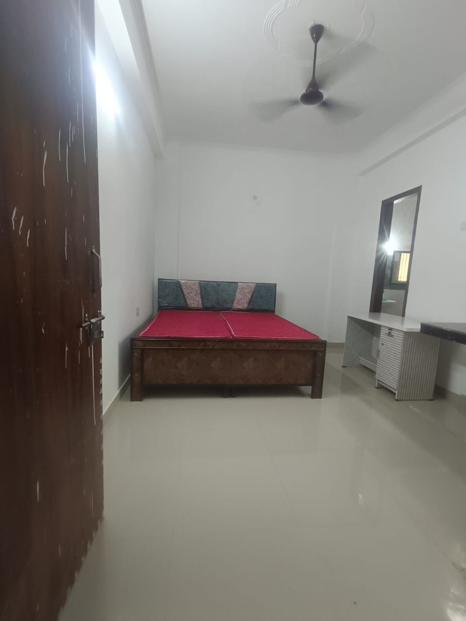 1 RkApartment For Rent in Near  Pan Osis Apartment