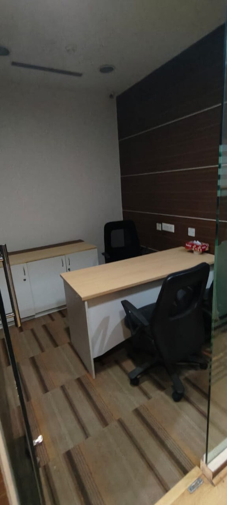 Team Area, jasola vihar Commercial Office Space 1056 Sq.Ft. In Jasola Vihar Delhi 9676561